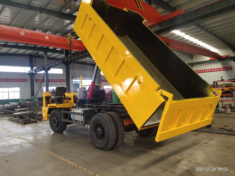 四不像車更換變速箱的齒輪油 四不像車更換變速箱的齒輪油