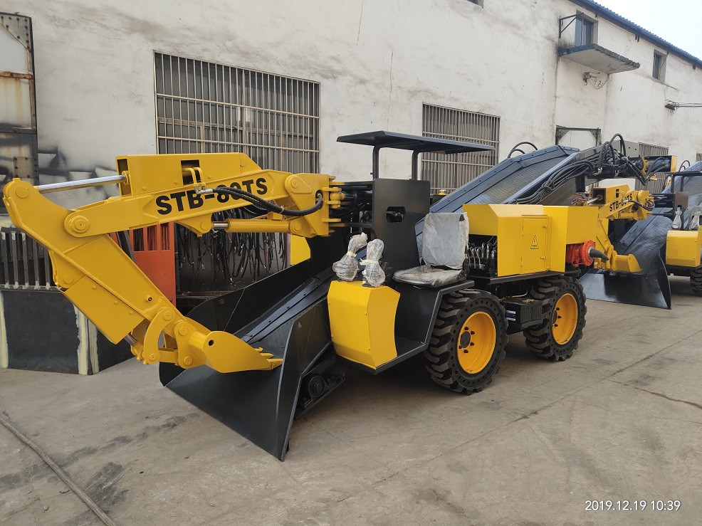 吳亦凡教你保養(yǎng)扒渣機(jī)