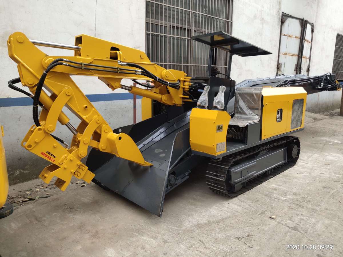 履帶破碎耙渣機(jī)