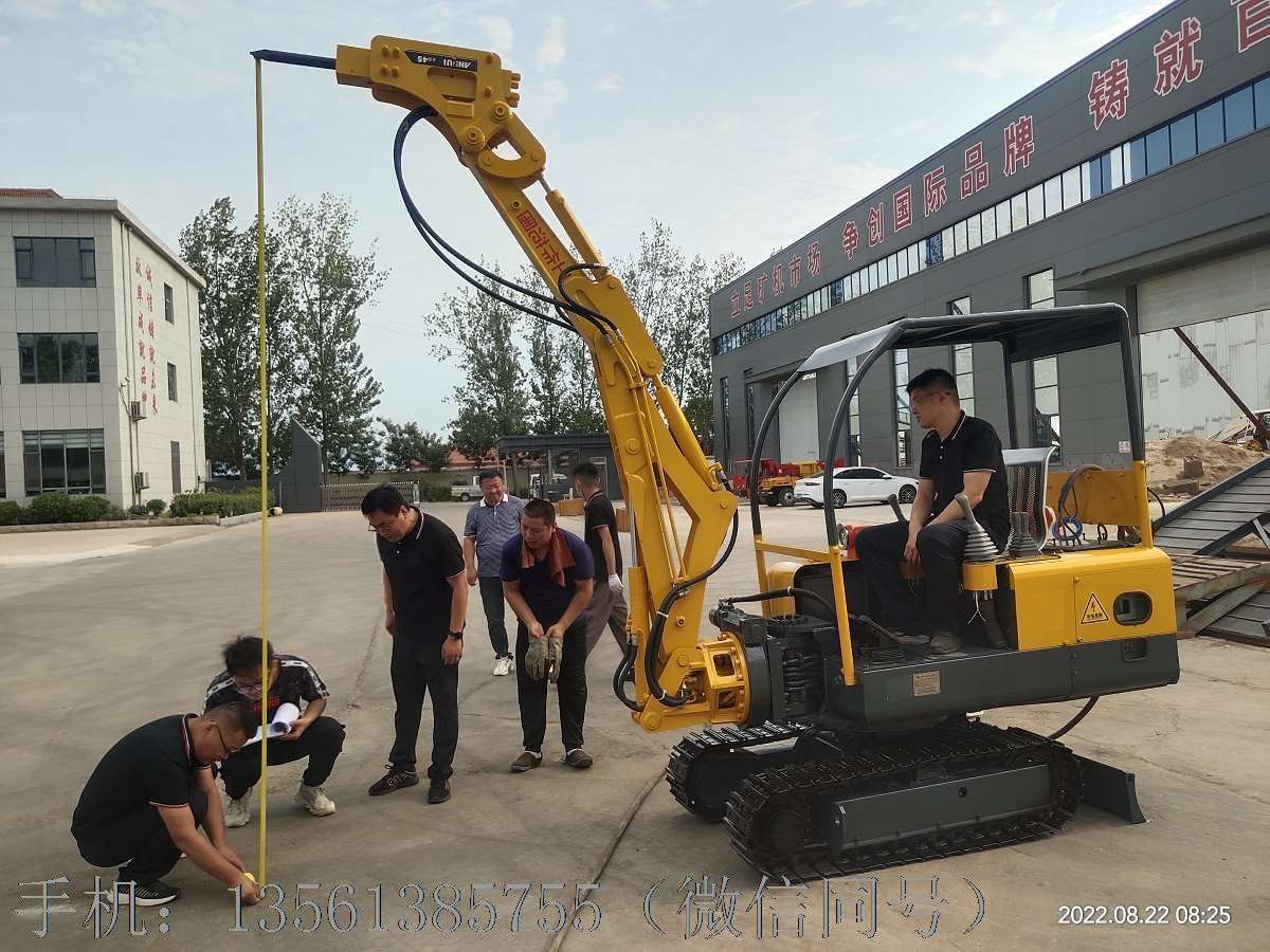 伸縮臂扒渣排險機械設(shè)備 伸縮臂扒渣排險機械設(shè)備