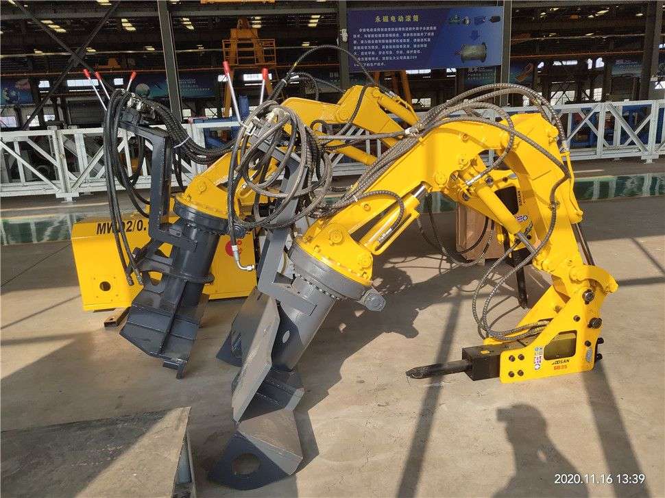 采煤機(jī)大塊破碎