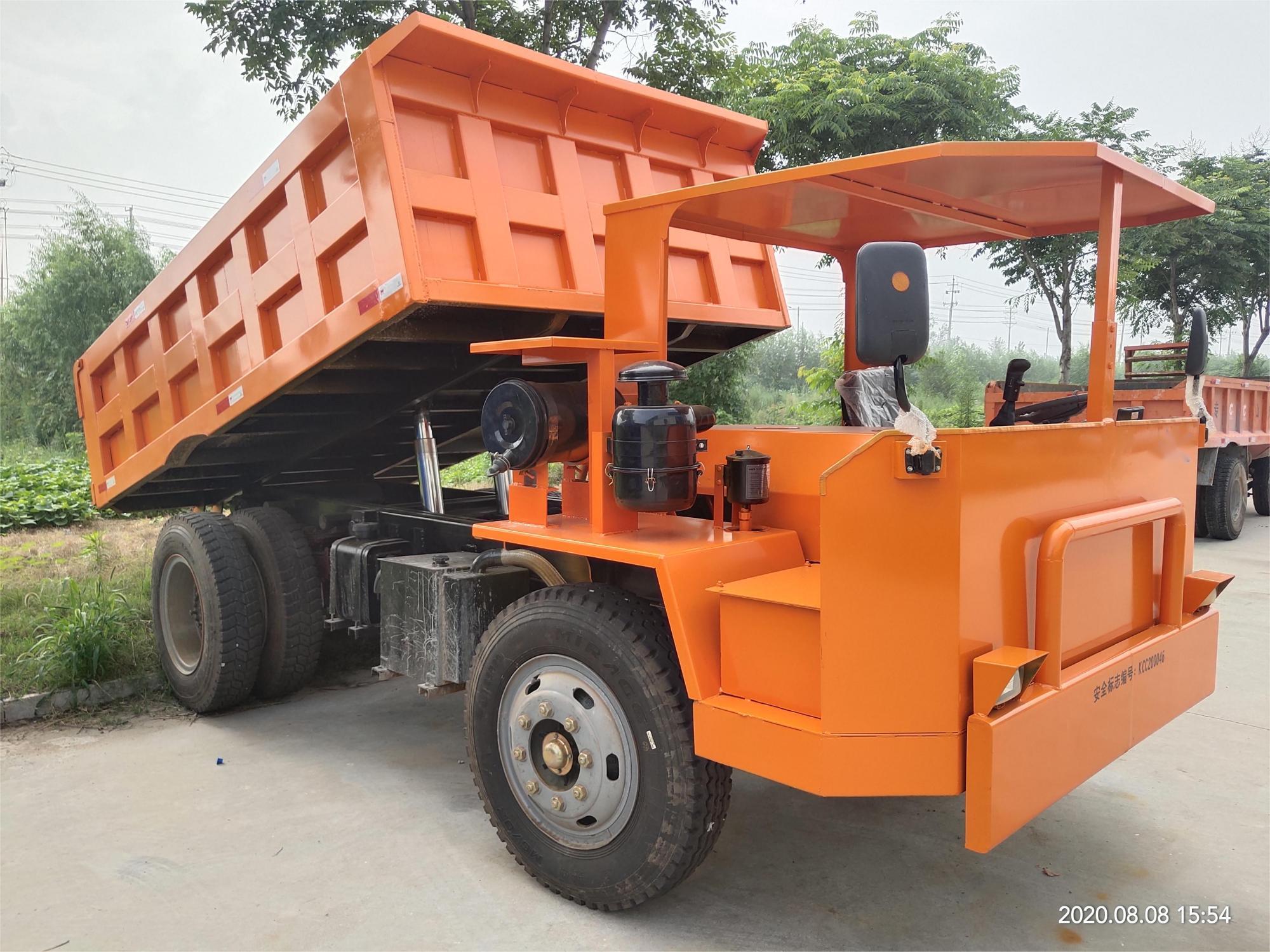 礦用15噸四不像礦車_礦用無軌道膠輪車 礦用15噸四不像礦車_礦用無軌道膠輪車