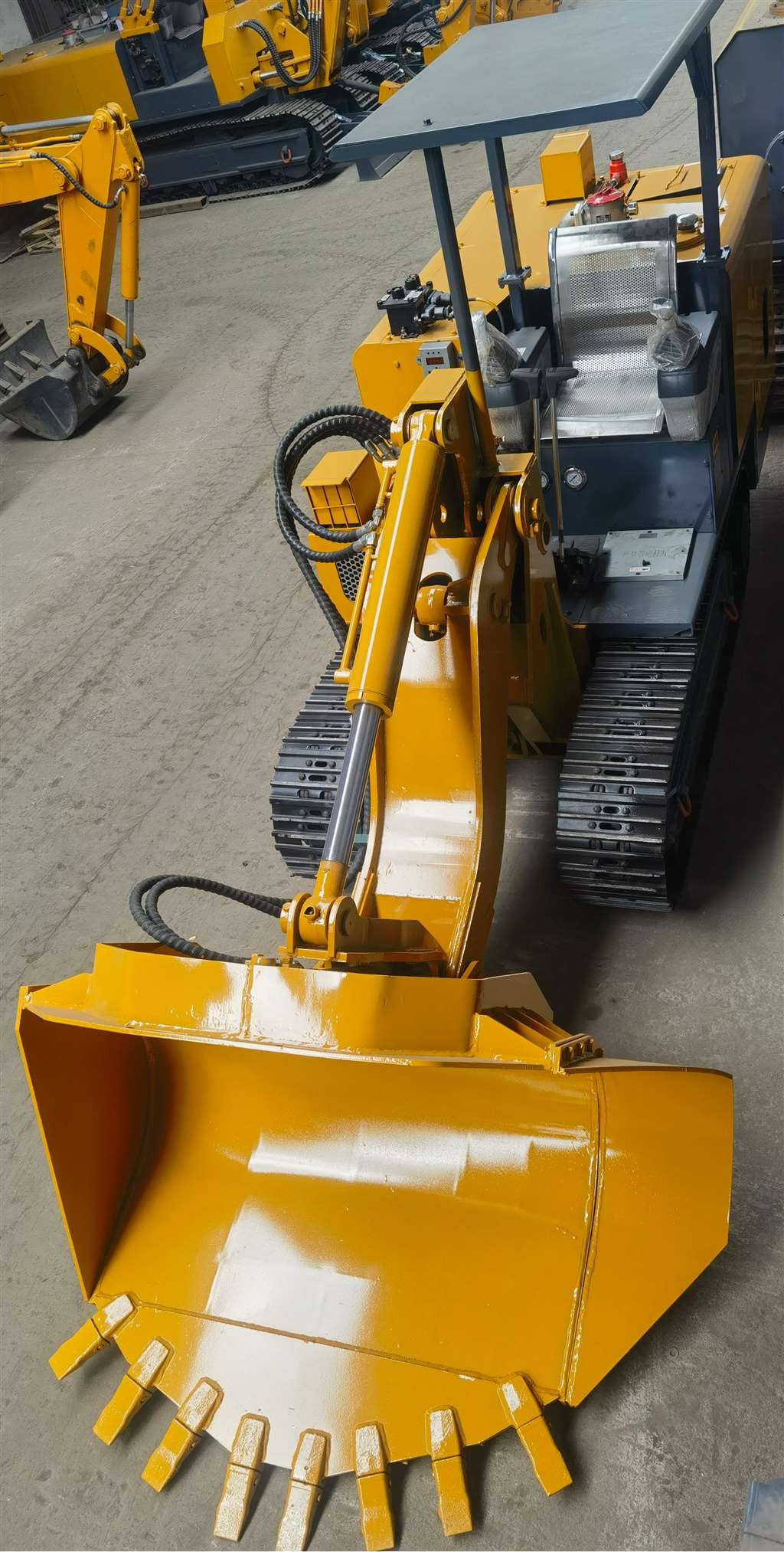 煤礦用側(cè)卸裝巖機(jī)介紹 煤礦用側(cè)卸裝巖機(jī)介紹