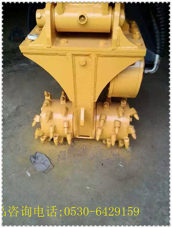 SKX-120T銑挖機(jī)_銑刨頭_小型掘進(jìn)機(jī) SKX-120T銑挖機(jī)_銑刨頭_小型掘進(jìn)機(jī)